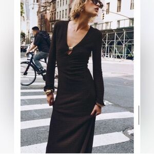 NWT Zara Crochet Midi V-Neck Knit Dress Size Small